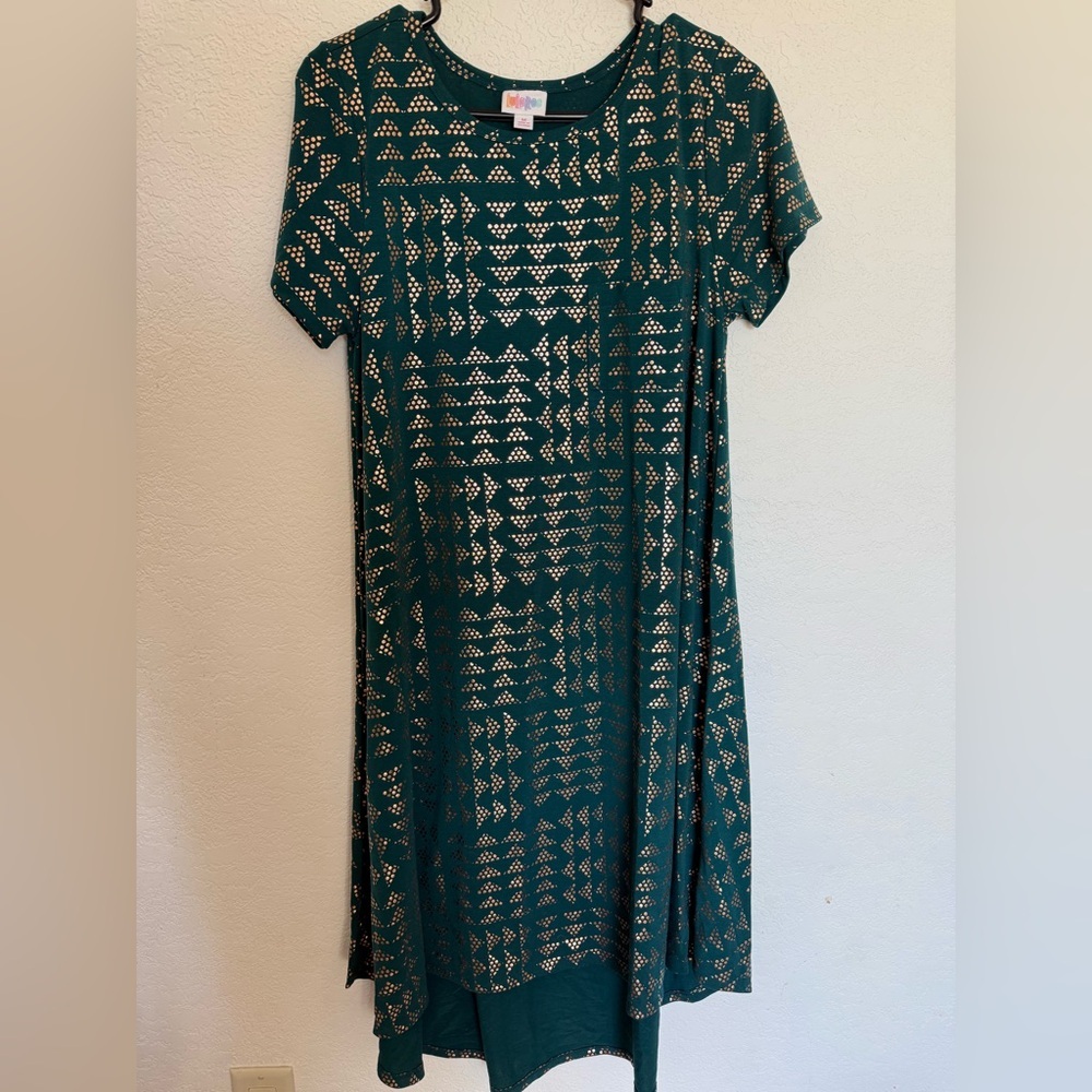 ⏩️ LuLaRoe Green and Gold Patterned Midi Dress